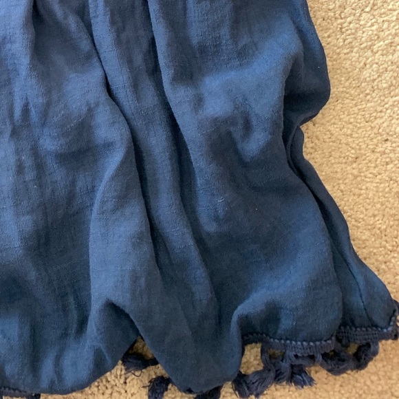 LIKE NEW NAVY FRINGE DRESS CAN BE WORN OFFSHOULDER - Picture 3 of 3